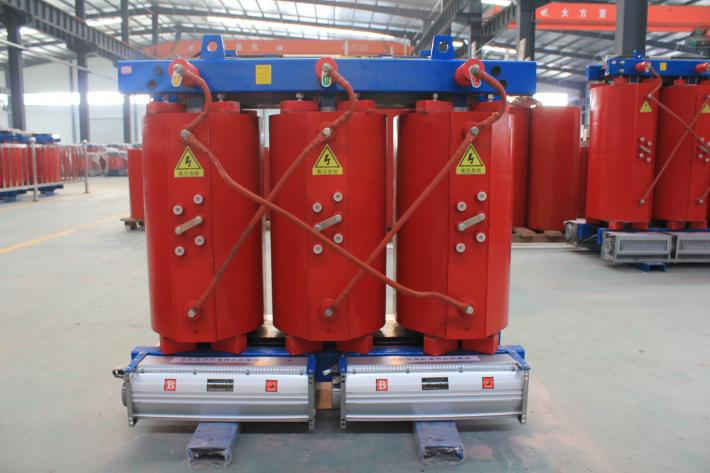 一般北京創(chuàng)聯(lián)匯通電氣全鋁的干式變壓器800kva價格是33900元，全銅的800kva干式變壓器價格是65000元。